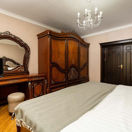 Роскошная Квартира Для Гостей Tashkent Exterior photo